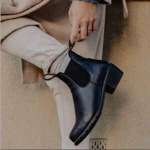 Blundstone 1671 Heeled Chelsea Boots